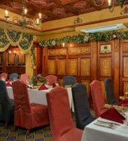 festive-group-dining-killarney-avenue-hotel