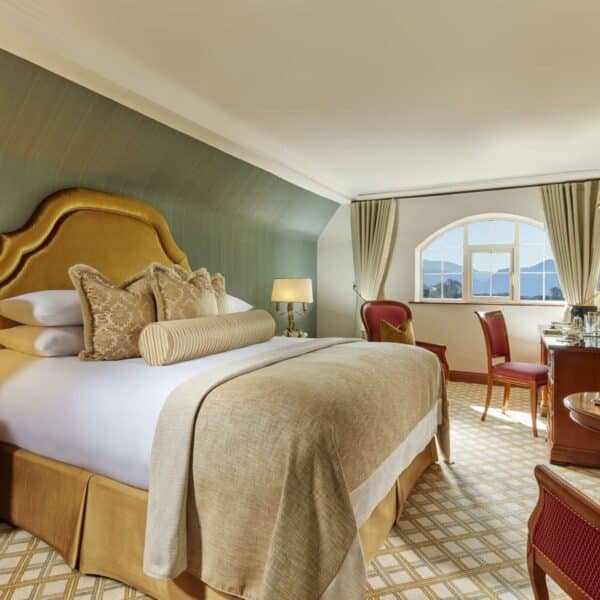 junior-suite-killarney-avenue-hotel