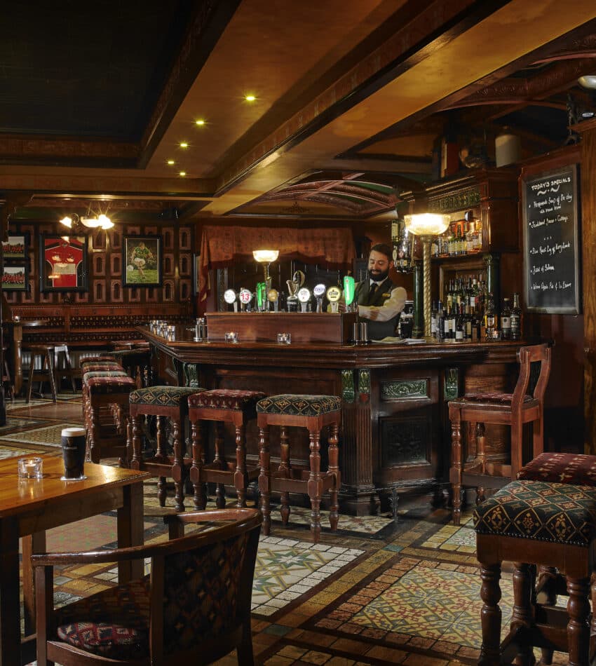 kenmare-rooms-pub-killarney-avenue-hotel