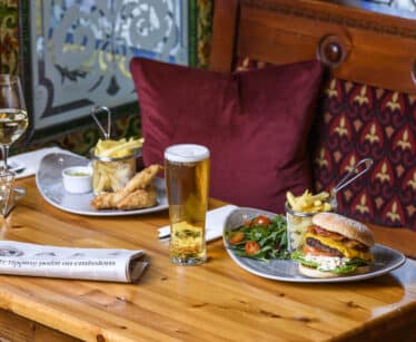 lunch-killarney-avenue-hotel